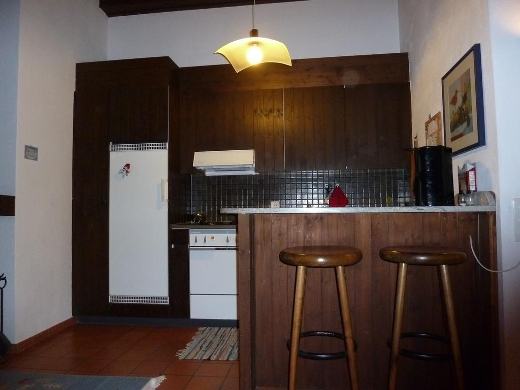 Ferienwohnung Murschetg Laax Habitación foto