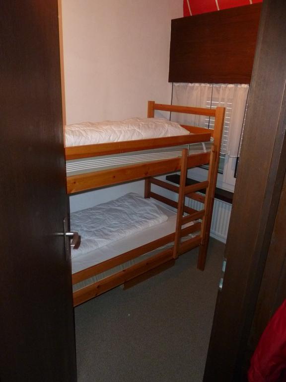 Ferienwohnung Murschetg Laax Habitación foto